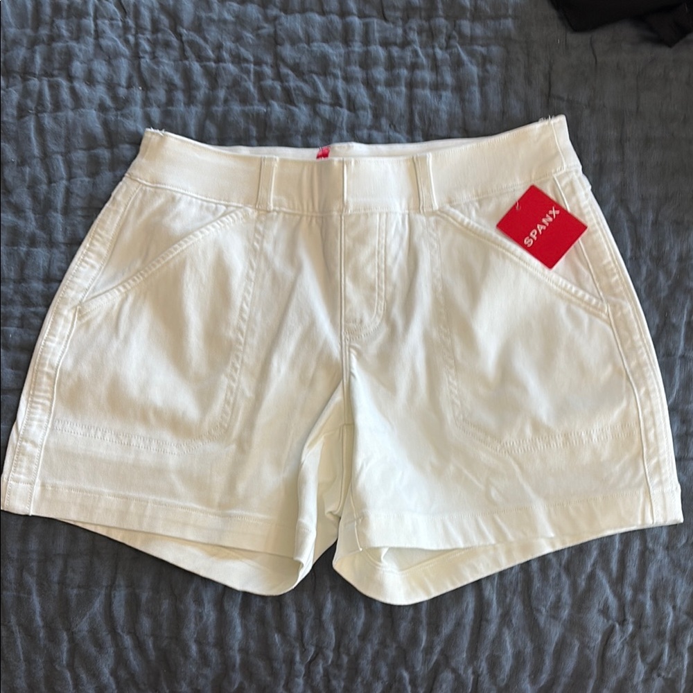 Spanx Women's White Twill Shorts New with tags